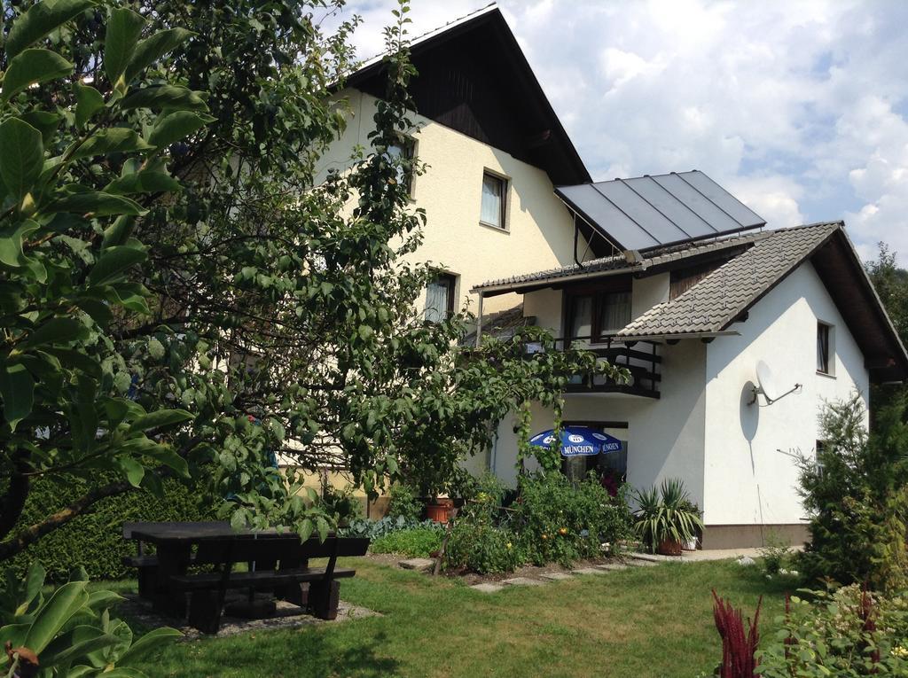 Apartments Pod Rodico Bohinjska Bistrica Стая снимка